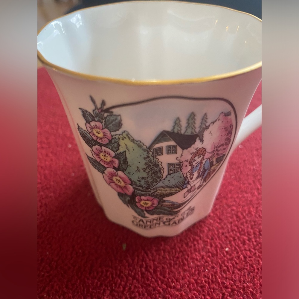 Anne of Green Gables White Mug with Gold Rim and bonus PEI plate